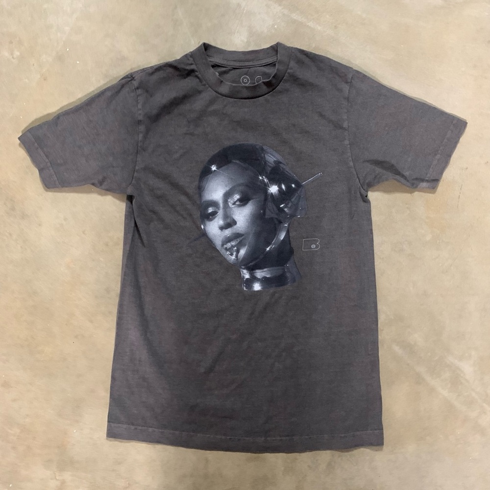 Beyoncé T-shirt